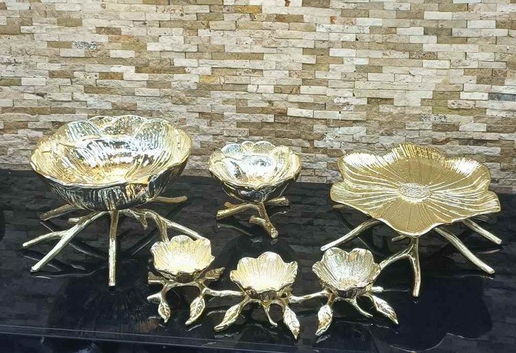 دارای جعبه ی کادویی